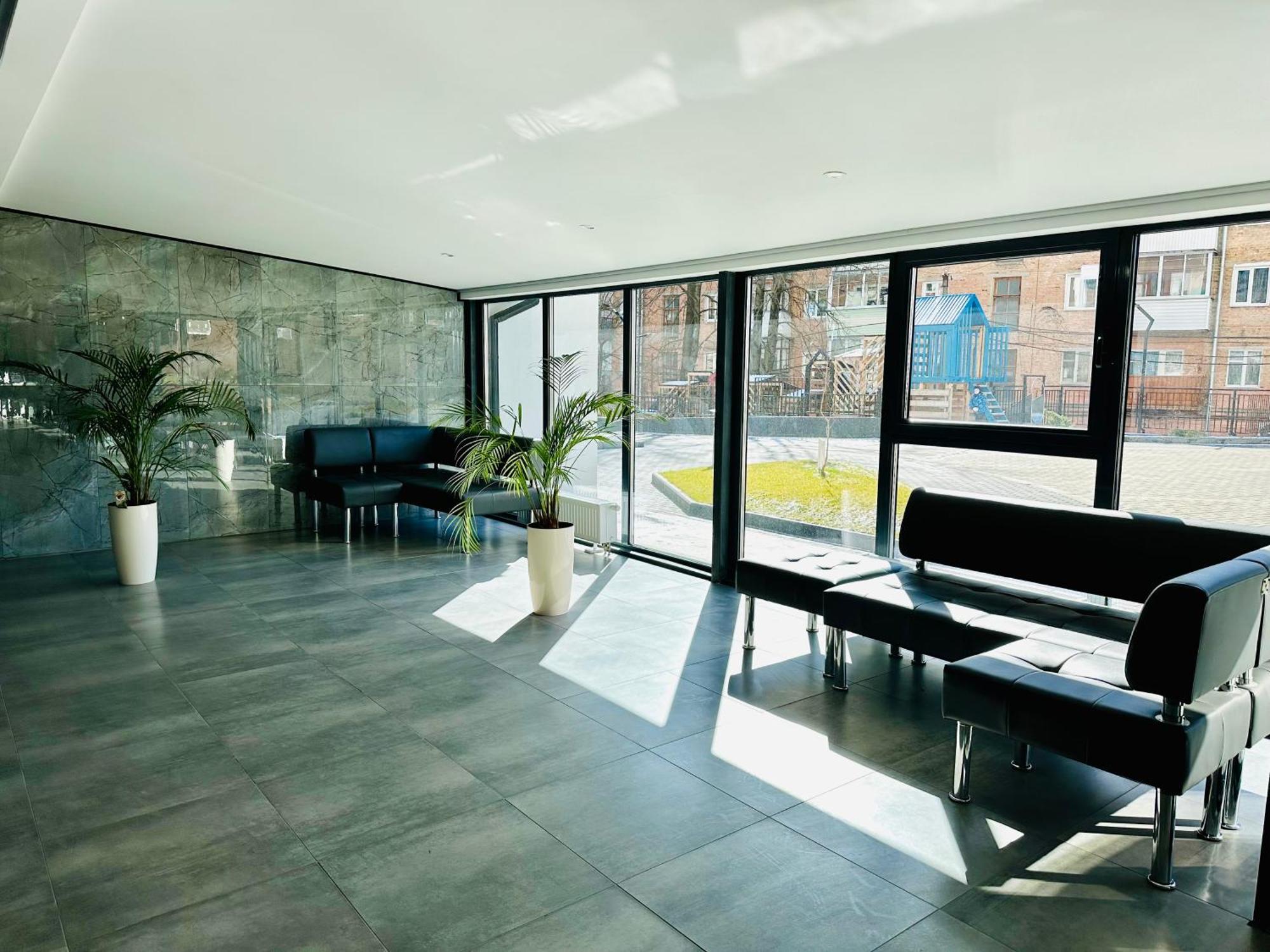 Modern Apartments With A Coffee Machine In The City Center, A View Of The City Rivne Exterior foto