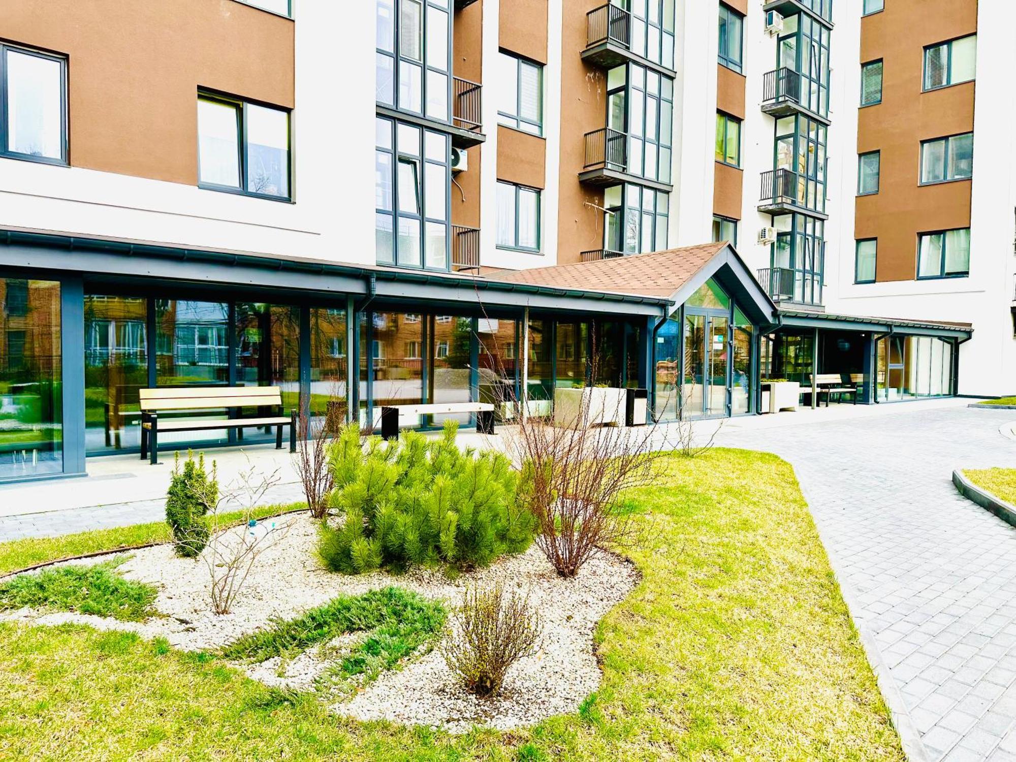 Modern Apartments With A Coffee Machine In The City Center, A View Of The City Rivne Exterior foto